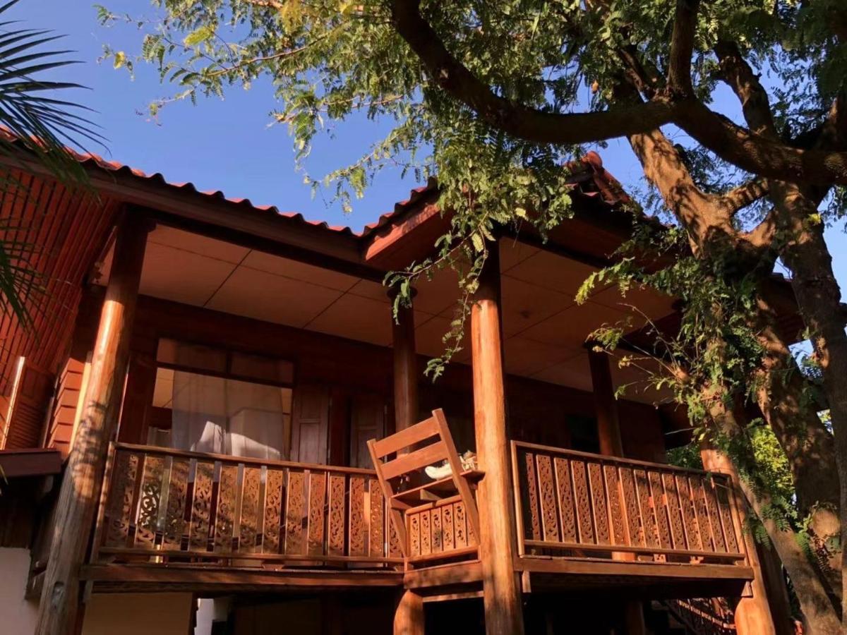 Nine House Pai Hostel Bagian luar foto