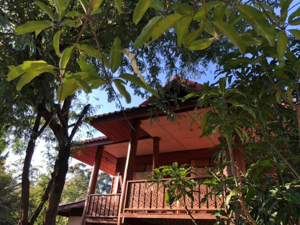 Nine House Pai Hostel Bagian luar foto