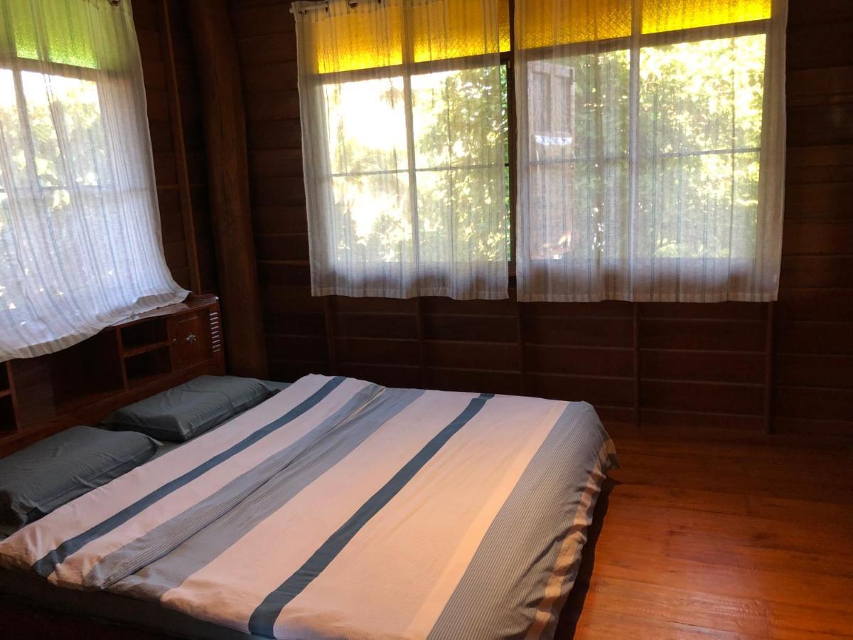 Nine House Pai Hostel Bagian luar foto
