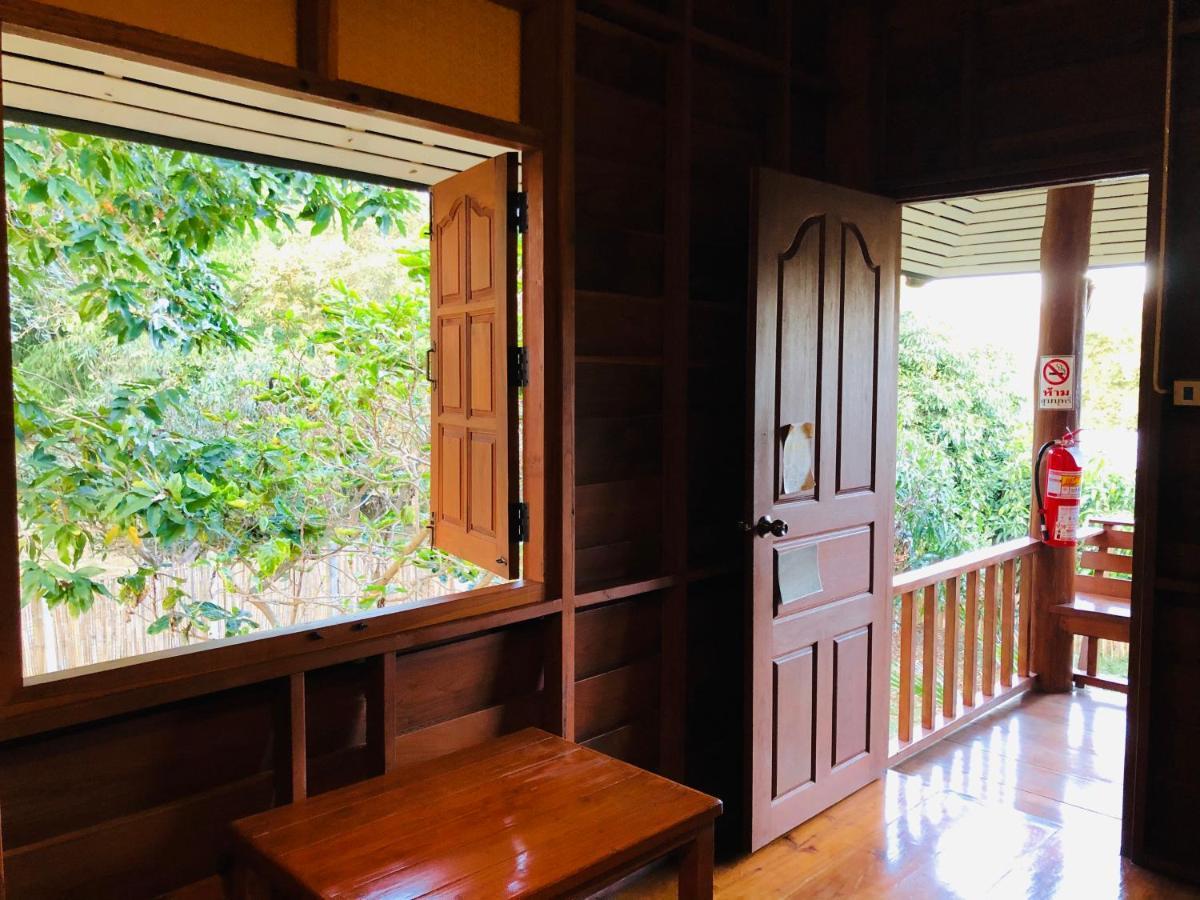 Nine House Pai Hostel Bagian luar foto