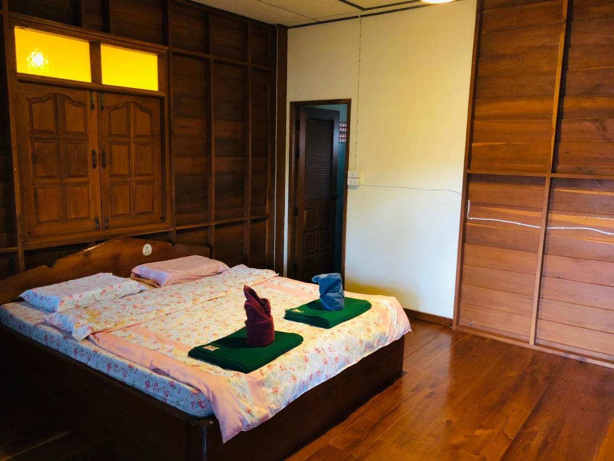 Nine House Pai Hostel Bagian luar foto
